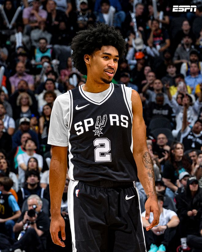 巴萨新星破门展示未来潜力（巴萨小将破门彰显巨大潜能）